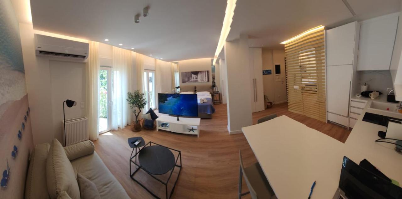 Renovated Apartment With Roof Garden Access, 15 M Walk To Acropolis Athén Kültér fotó