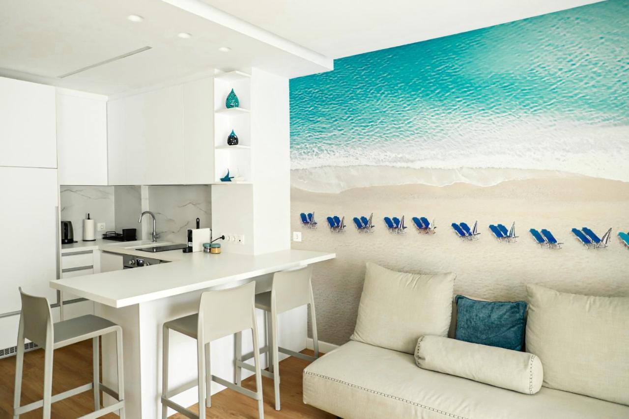 Renovated Apartment With Roof Garden Access, 15 M Walk To Acropolis Athén Kültér fotó