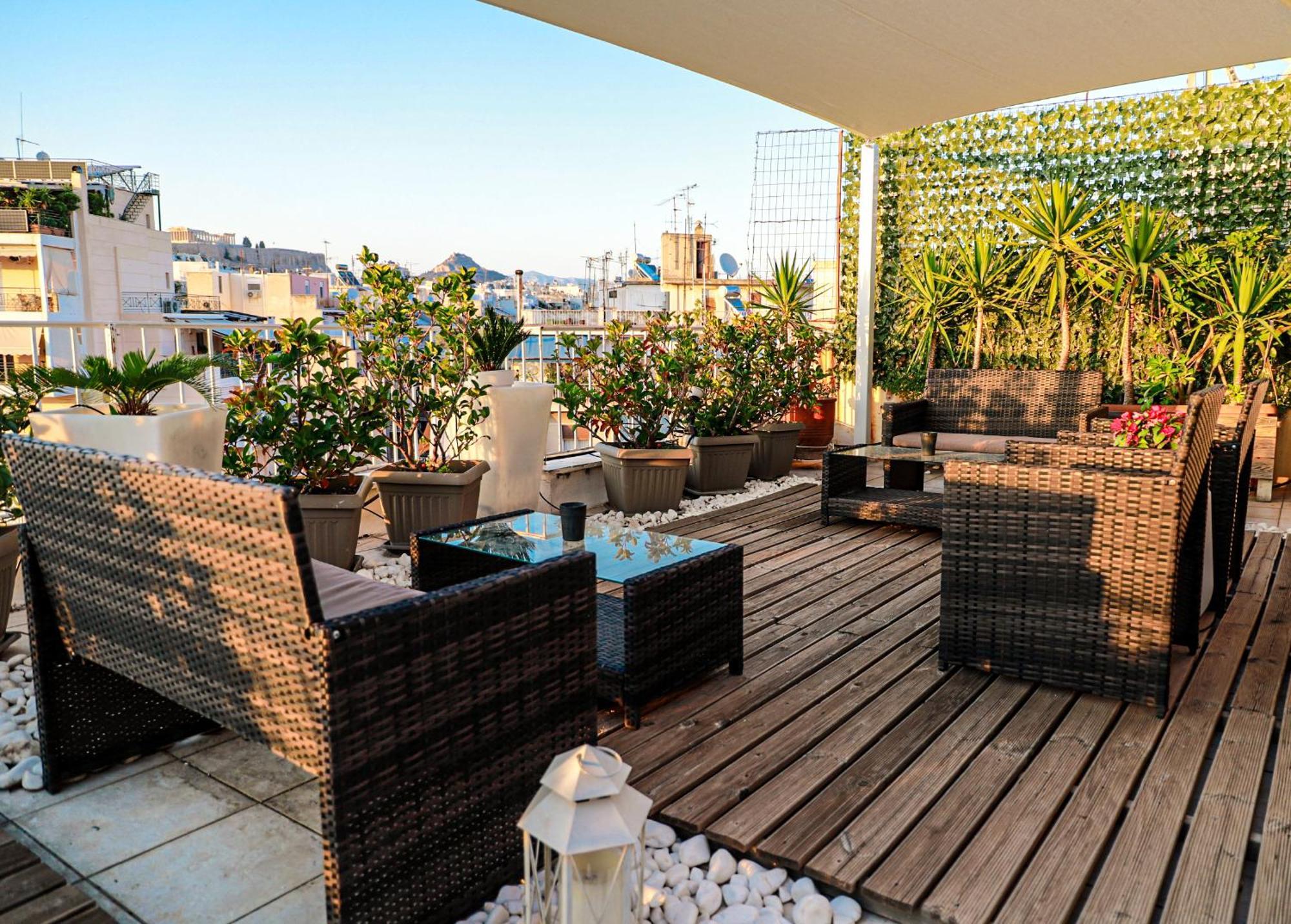 Renovated Apartment With Roof Garden Access, 15 M Walk To Acropolis Athén Kültér fotó
